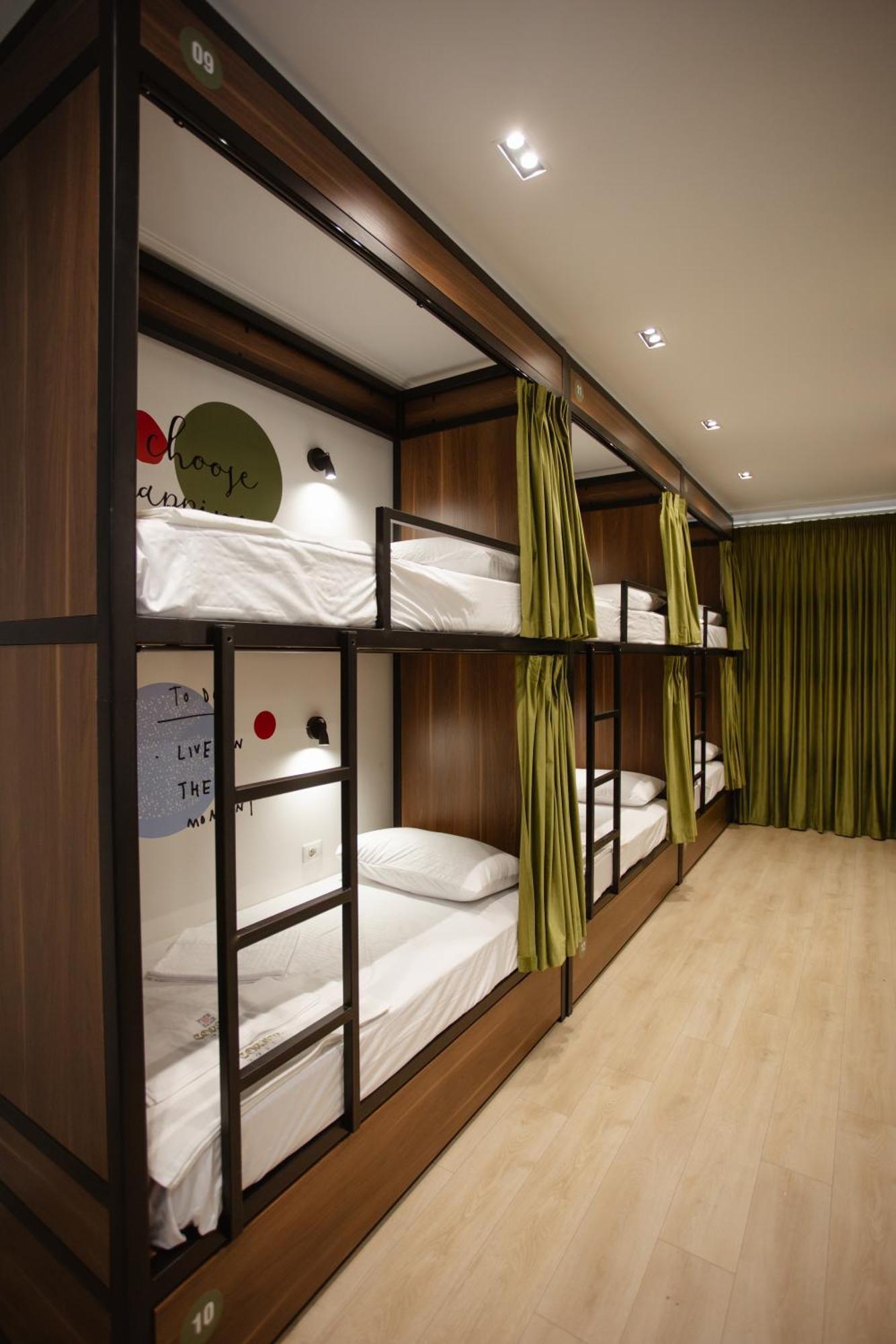 Corner Hostel Szkodra Zewnętrze zdjęcie