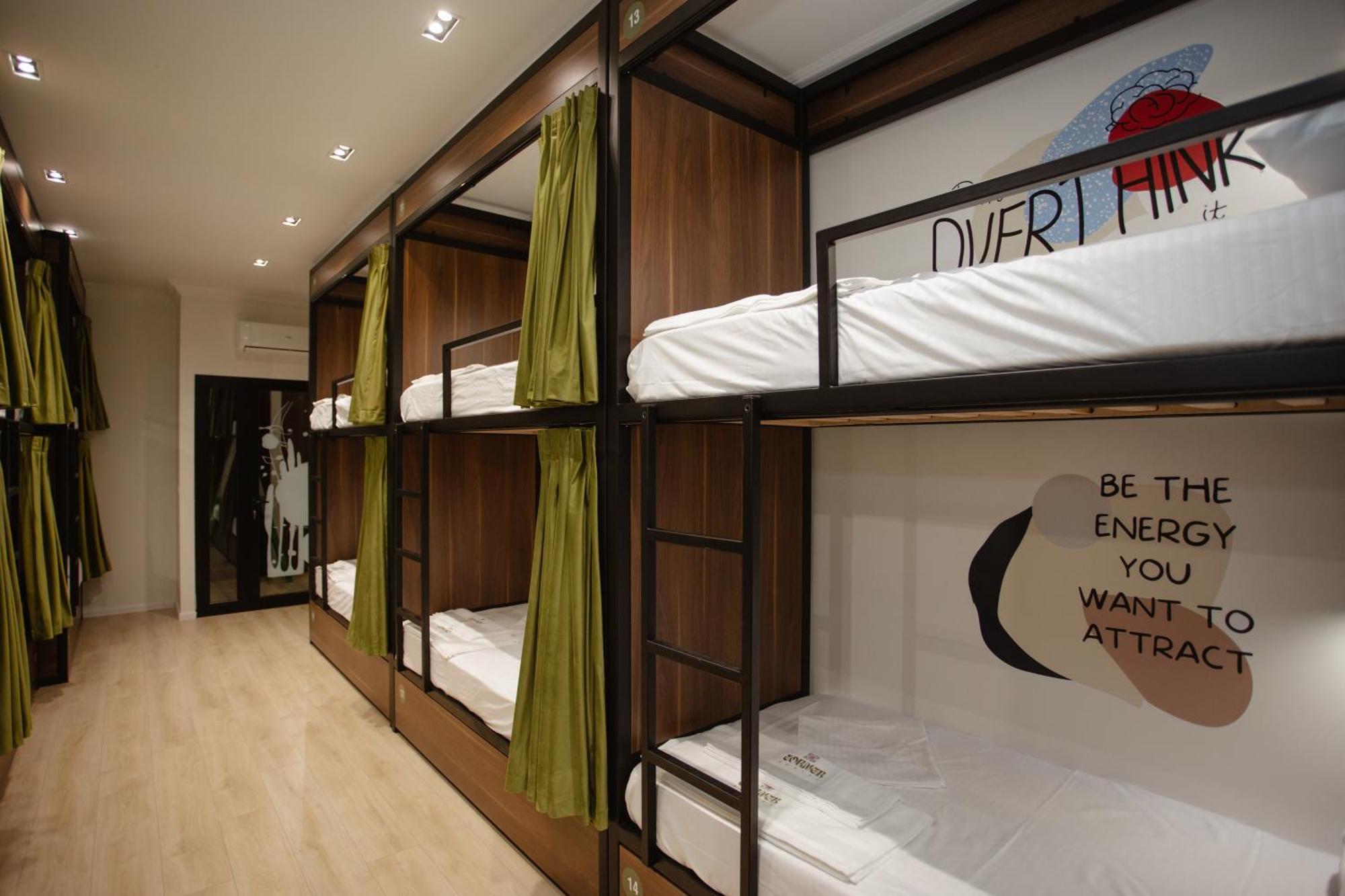 Corner Hostel Szkodra Zewnętrze zdjęcie