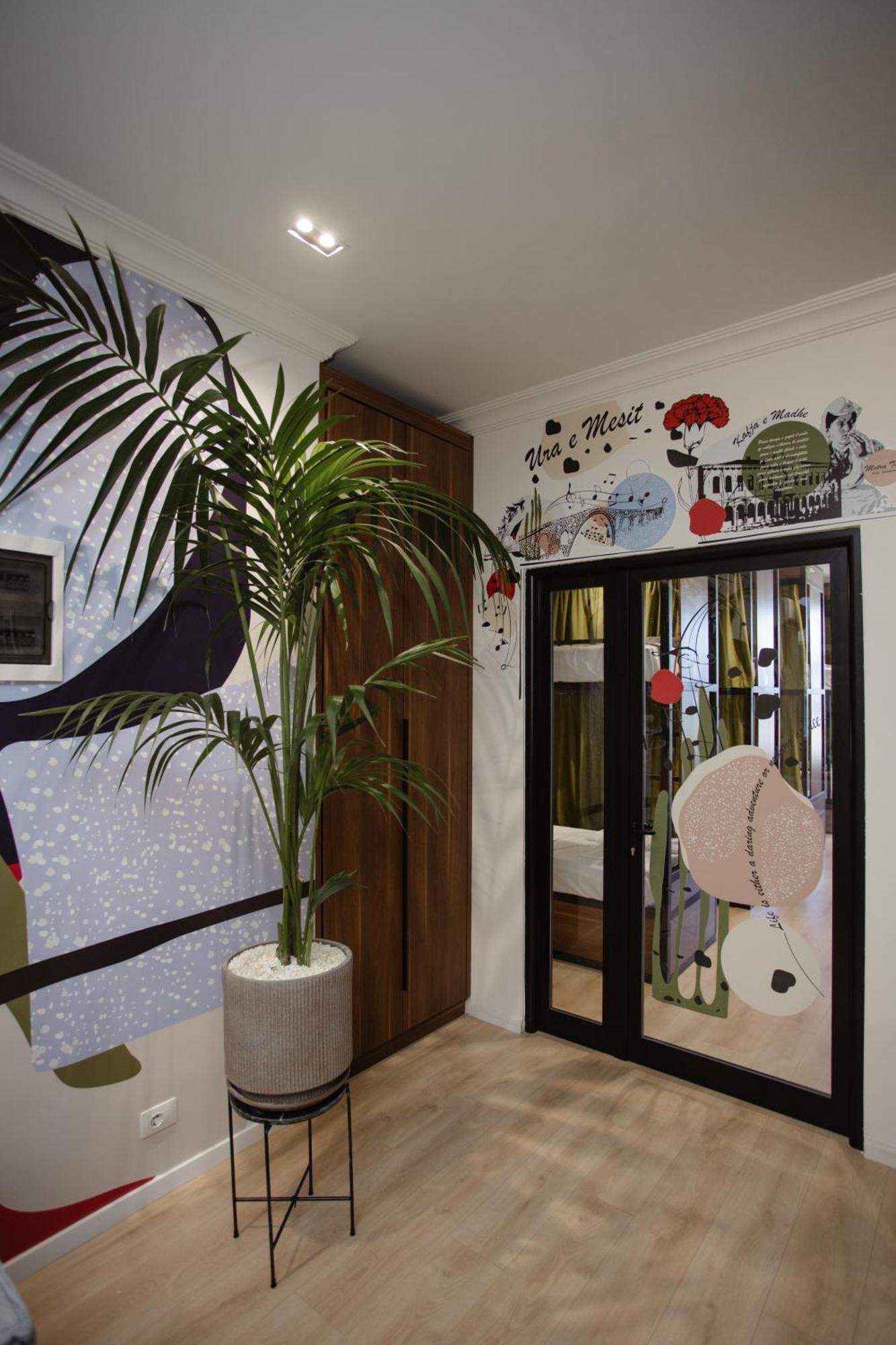 Corner Hostel Szkodra Zewnętrze zdjęcie