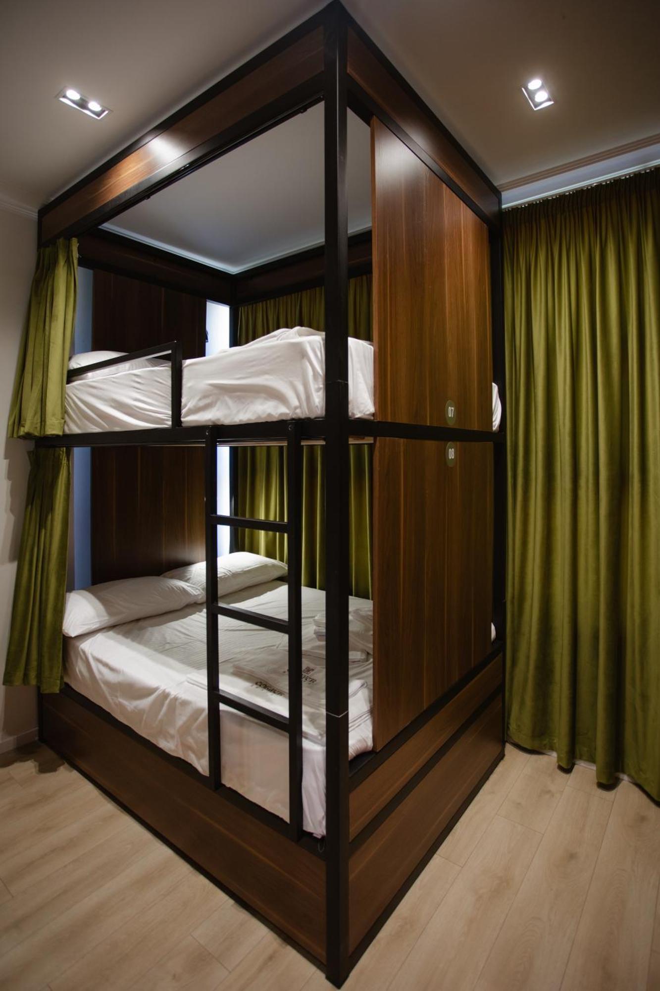 Corner Hostel Szkodra Zewnętrze zdjęcie