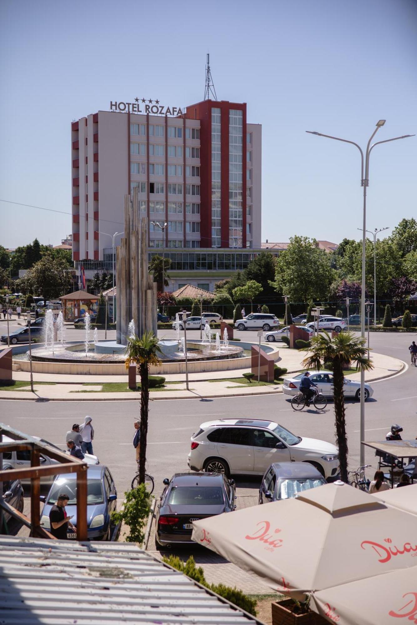 Corner Hostel Szkodra Zewnętrze zdjęcie